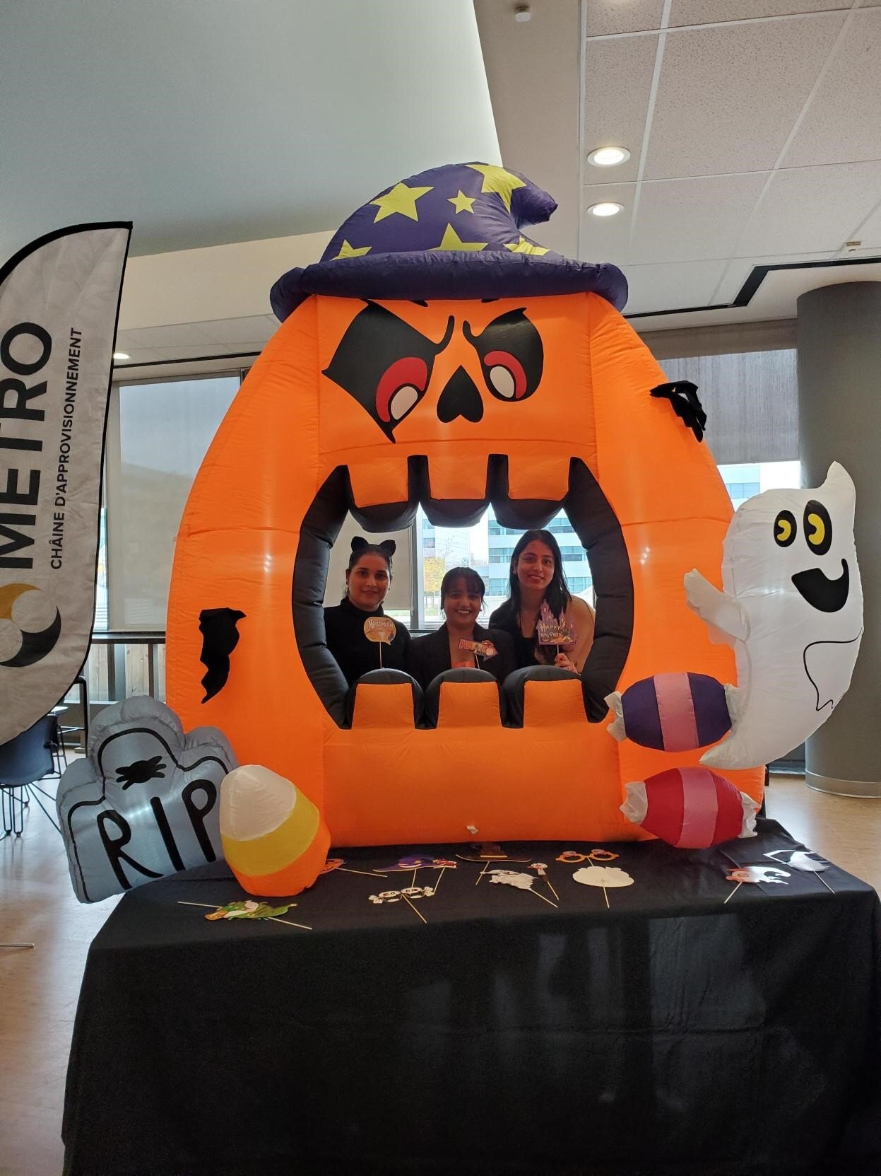 Creekbankhalloween4_Lauryn Van Velzen